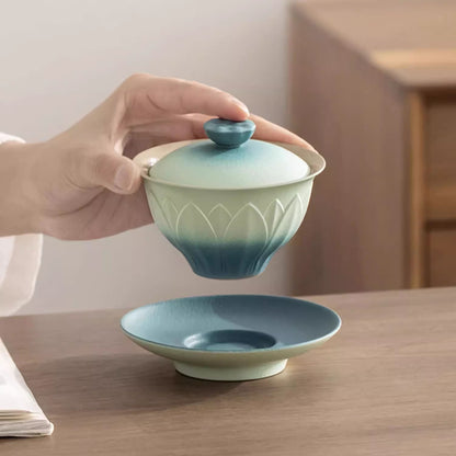 Gaiwan en terre cuite avec Lotus en relief