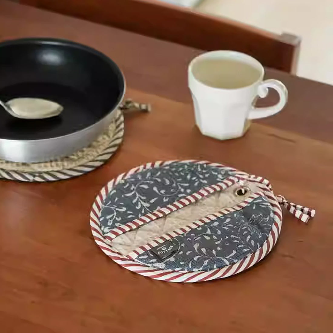 Manique ronde multifonction en coton teint à la main du Japon