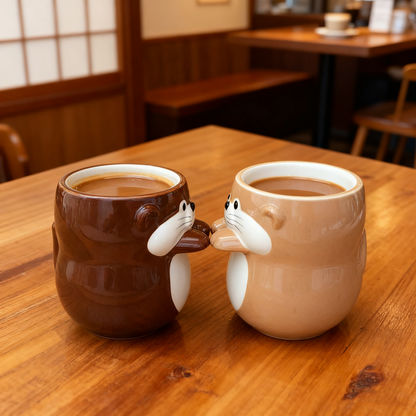 Tasse Yunomi en céramique en forme de loutre