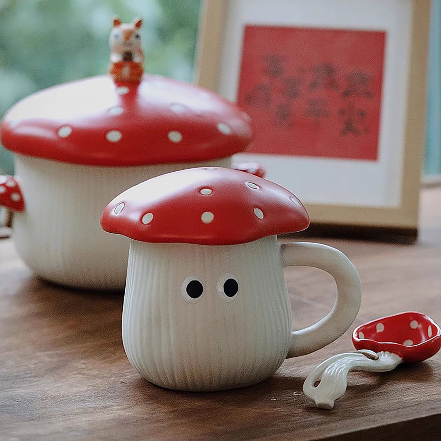 Mug en céramique en forme de champignon féérique