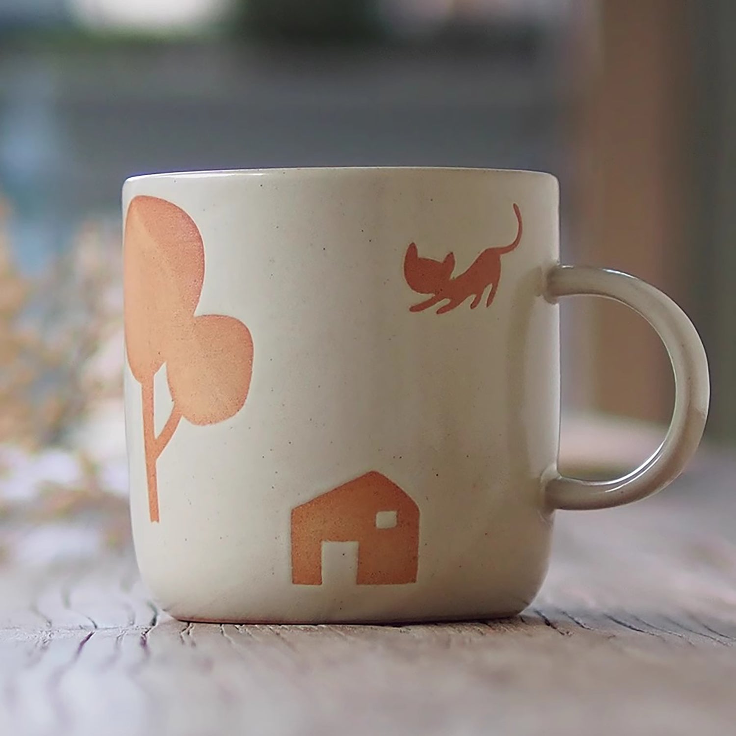 Mug en céramique fait à la main avec motif  Chat et maison