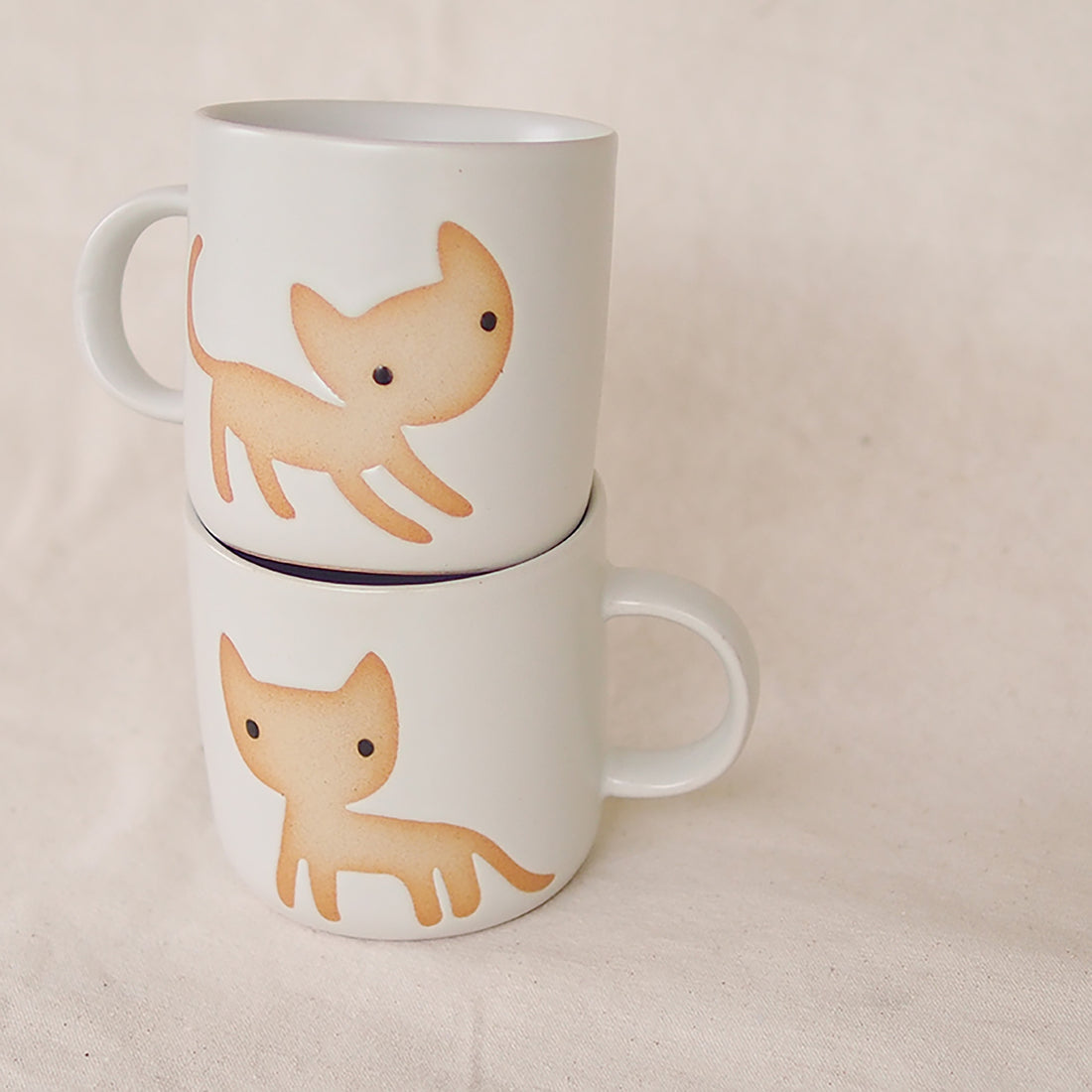 Mugs en céramique faits à la main pour couple