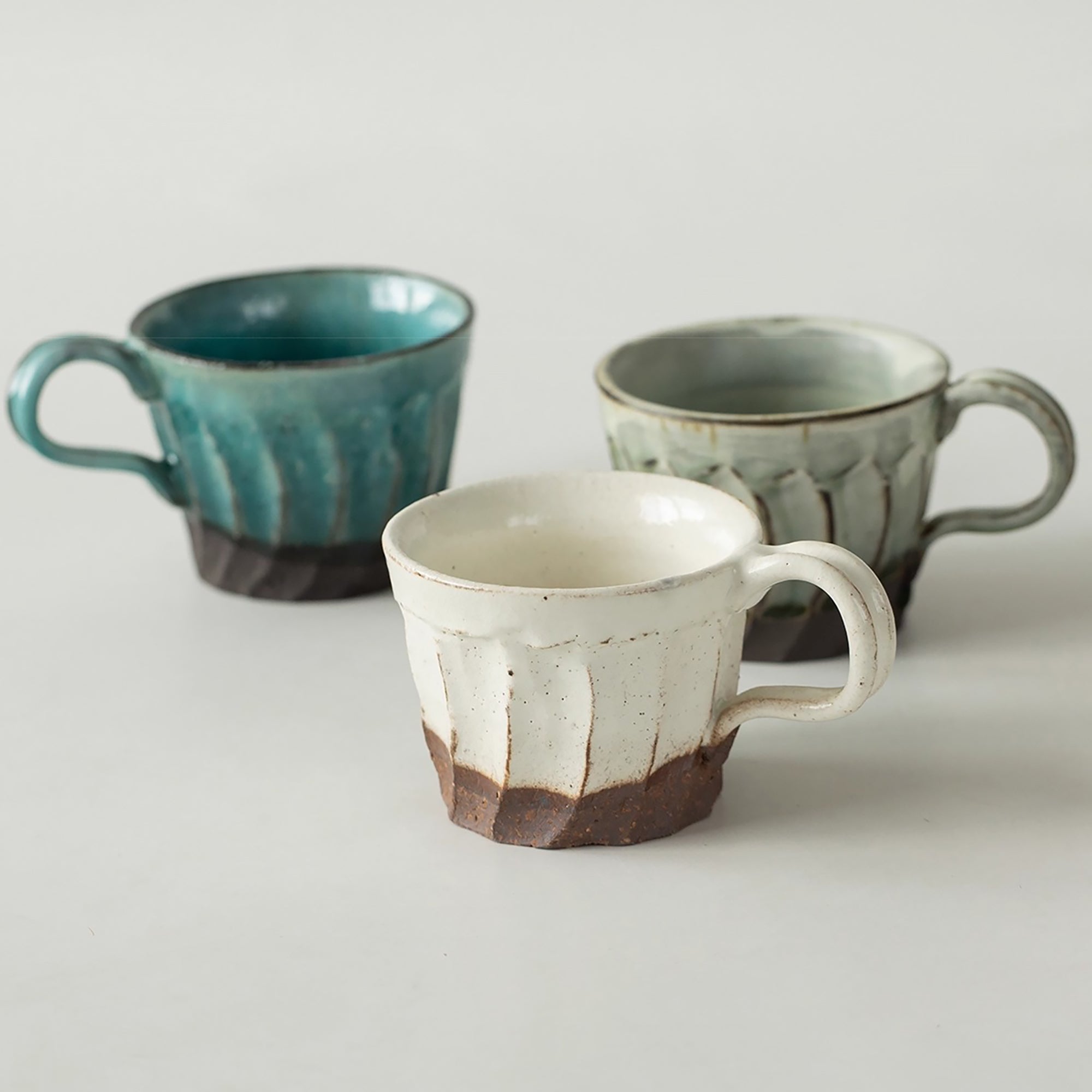 Mug en céramique Seto-yaki rustique