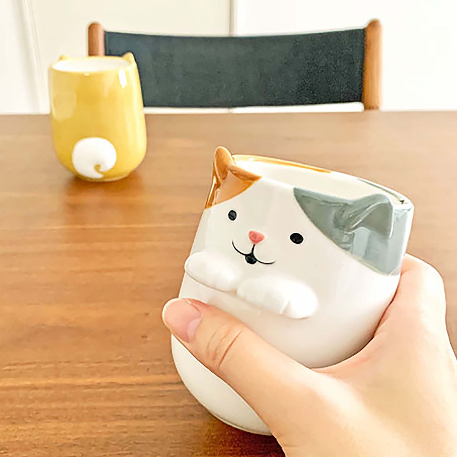 Tasse en céramique DECOLE série Petite patte 