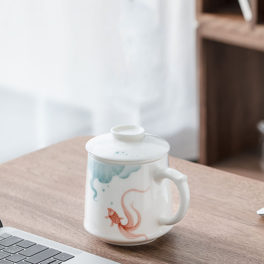 Mug à thé en céramique artisanale avec motif de poisson bonheur