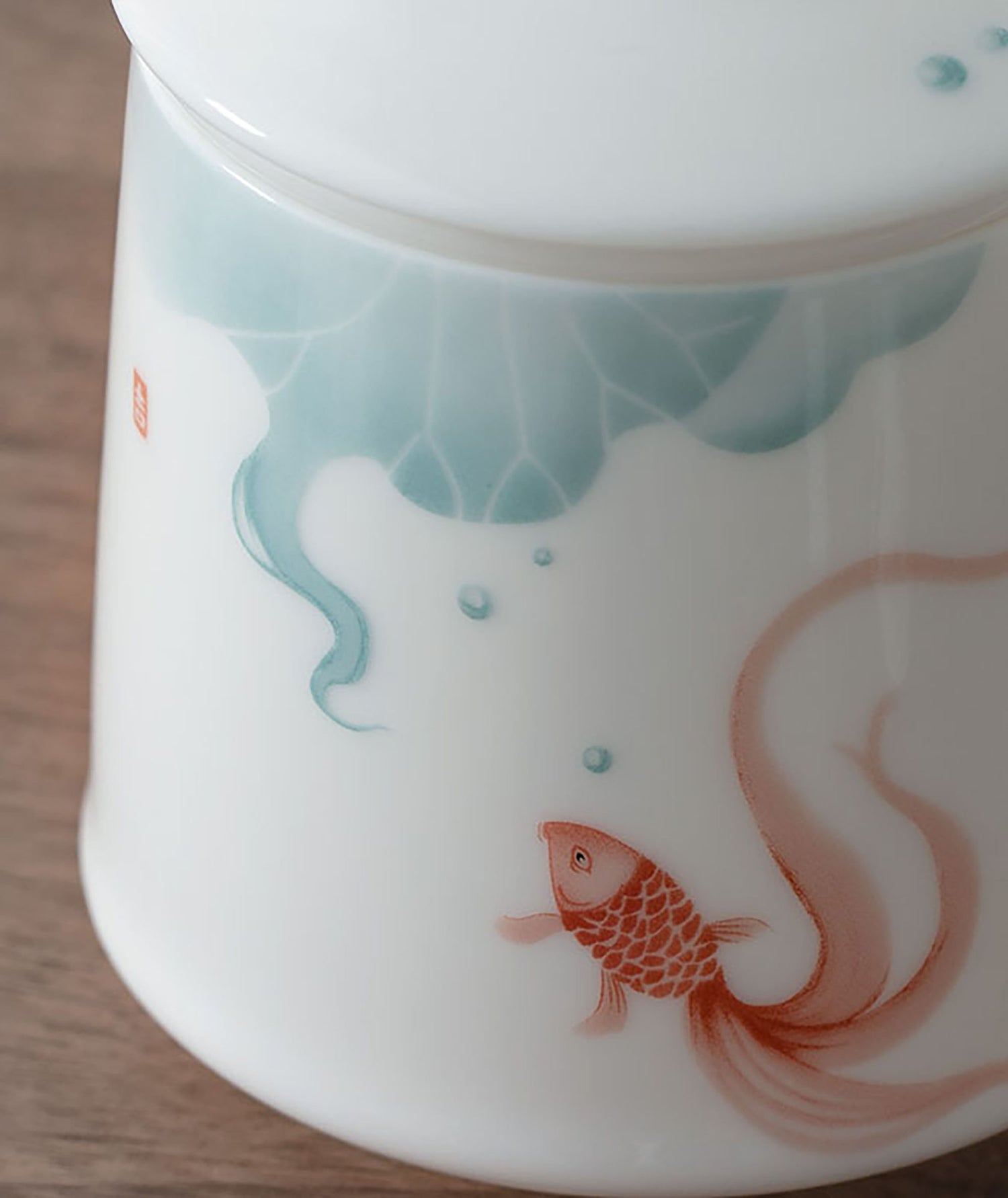 Mug à thé en céramique artisanale avec motif de poisson bonheur