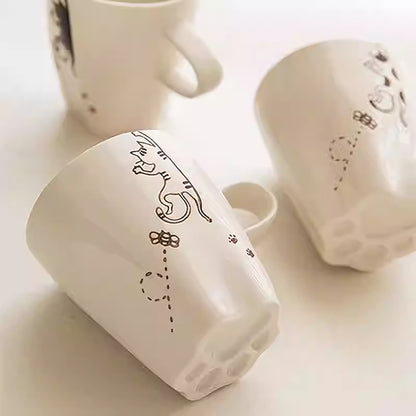 Mug Arita chat peint main fond patte