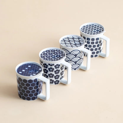 Mug en porcelaine Arita-yaki motif porte-bonheur