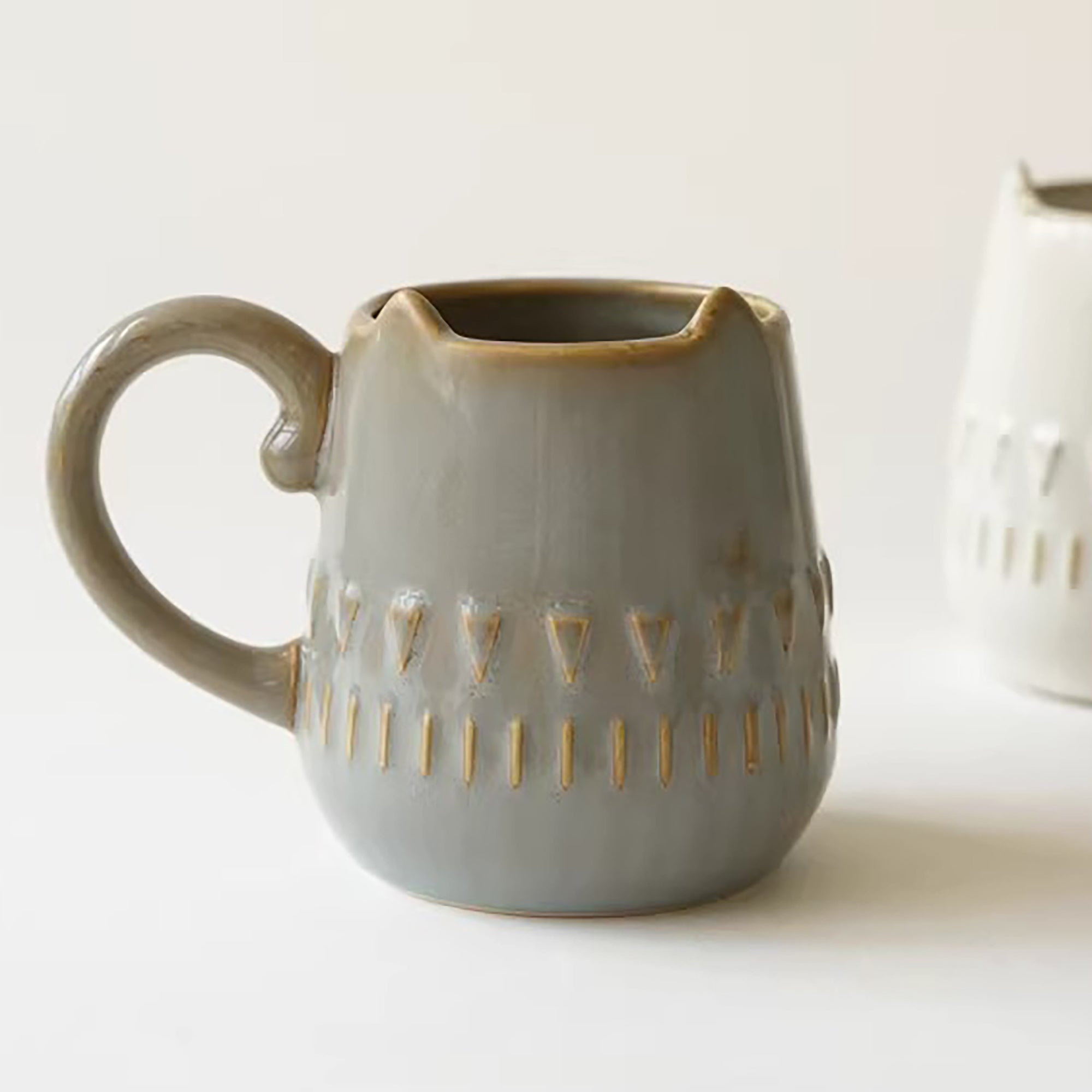 Mug en céramique DECOLE motif chat en relief
