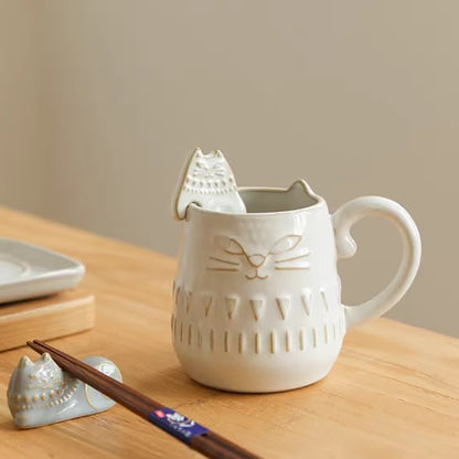 Mug en céramique DECOLE motif chat en relief