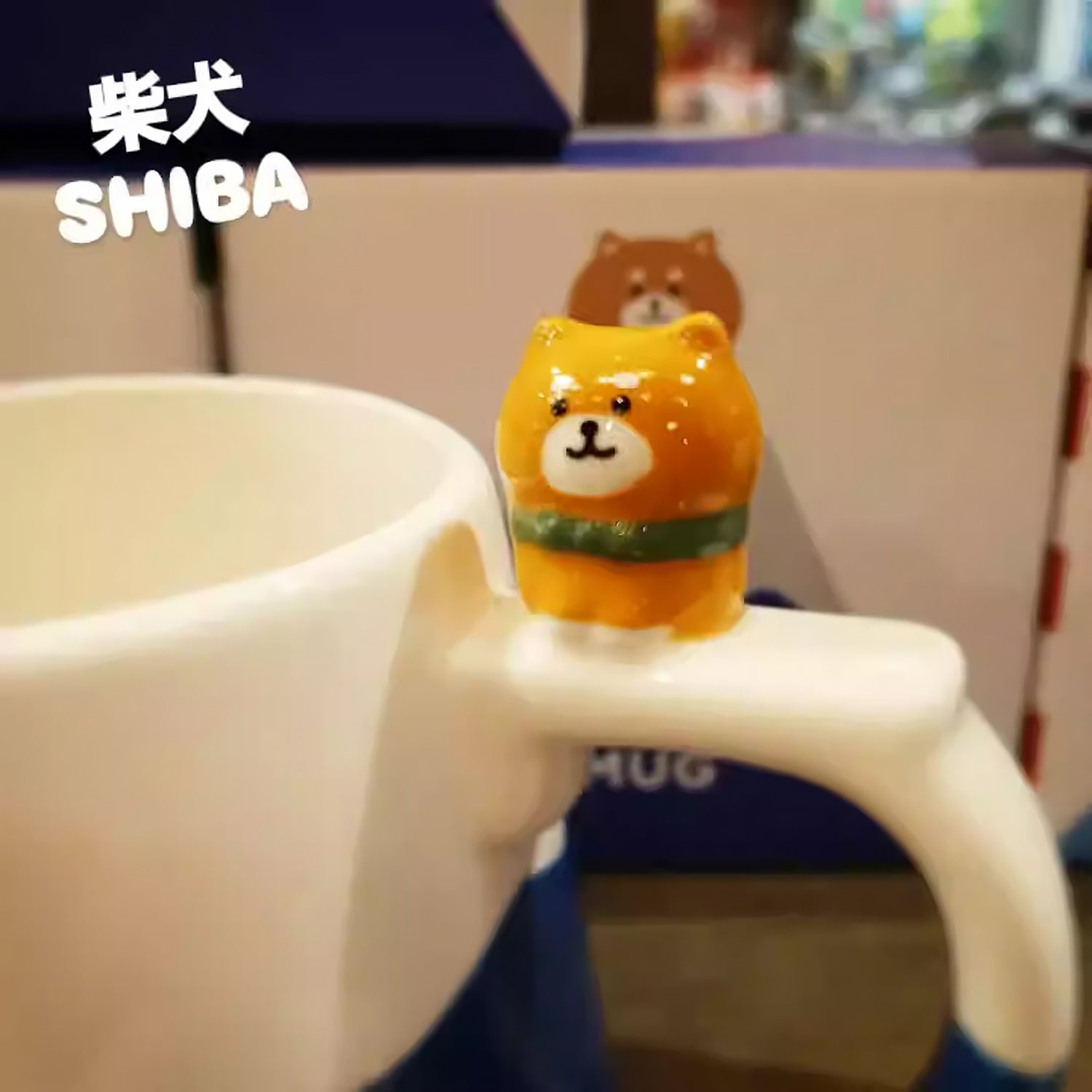 Mug mont-Fuji avec figurine Daruma et Shiba
