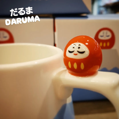Mug mont-Fuji avec figurine Daruma et Shiba