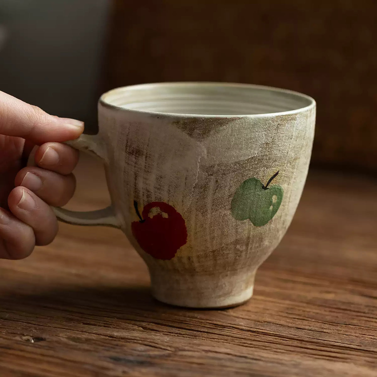 Mug  avec motif Pommes peintes à la main