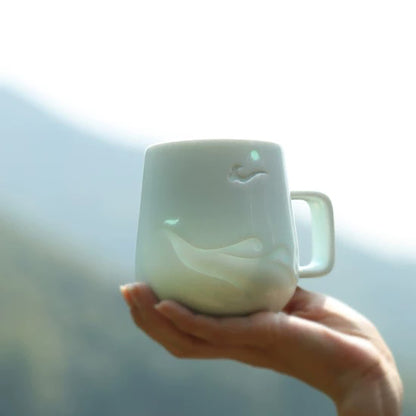 Mug en porcelaine ajourée translucide