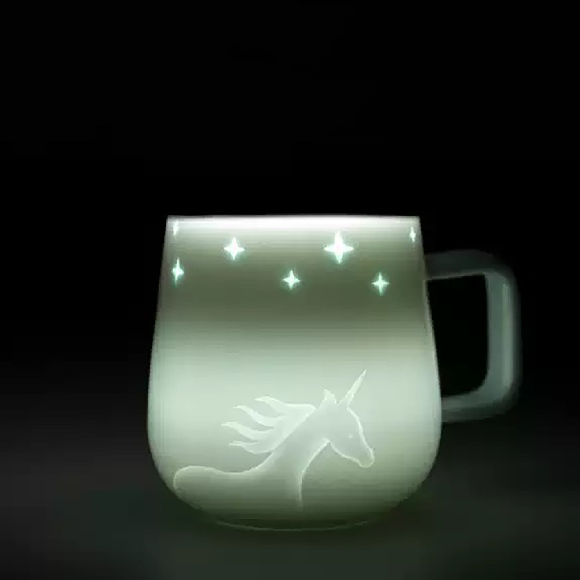 Mug en porcelaine ajourée translucide