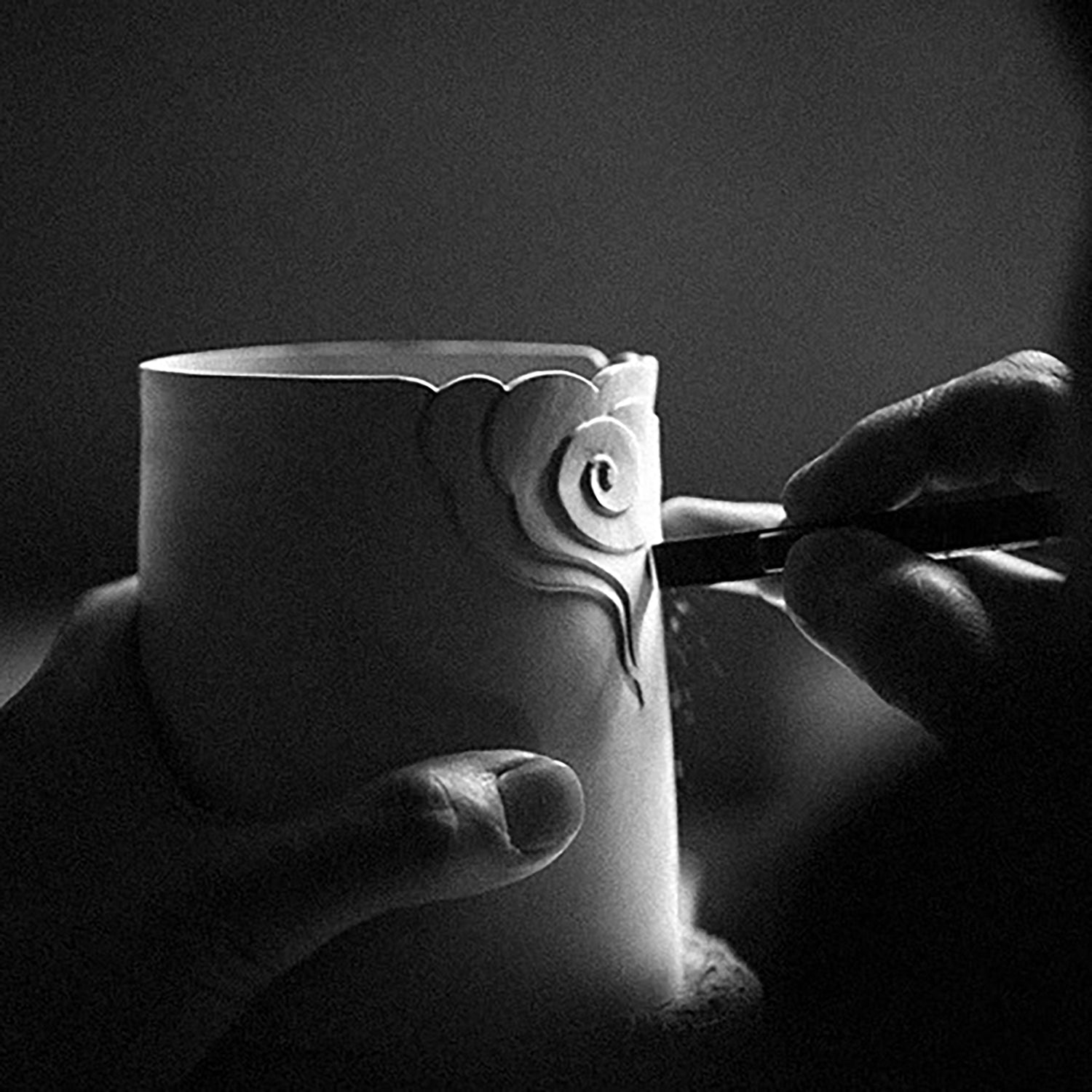 Mug en porcelaine style translucide avec motif nuage poétique