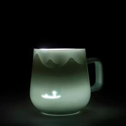 Mug en porcelaine style translucide avec motif oiseaux et pêcheur