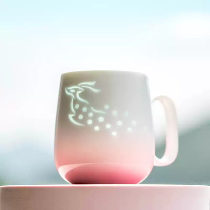 Mug en porcelaine style translucide avec motif cerf céleste