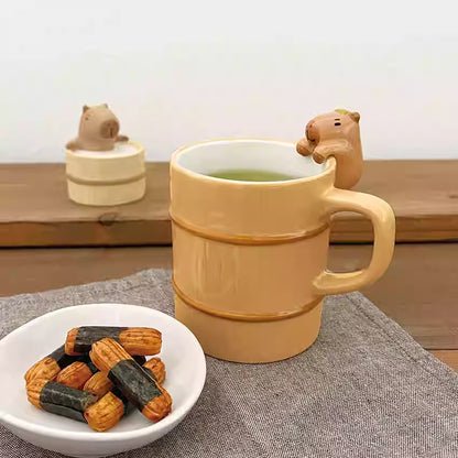 Mug DECOLE motif capybara au tonneau