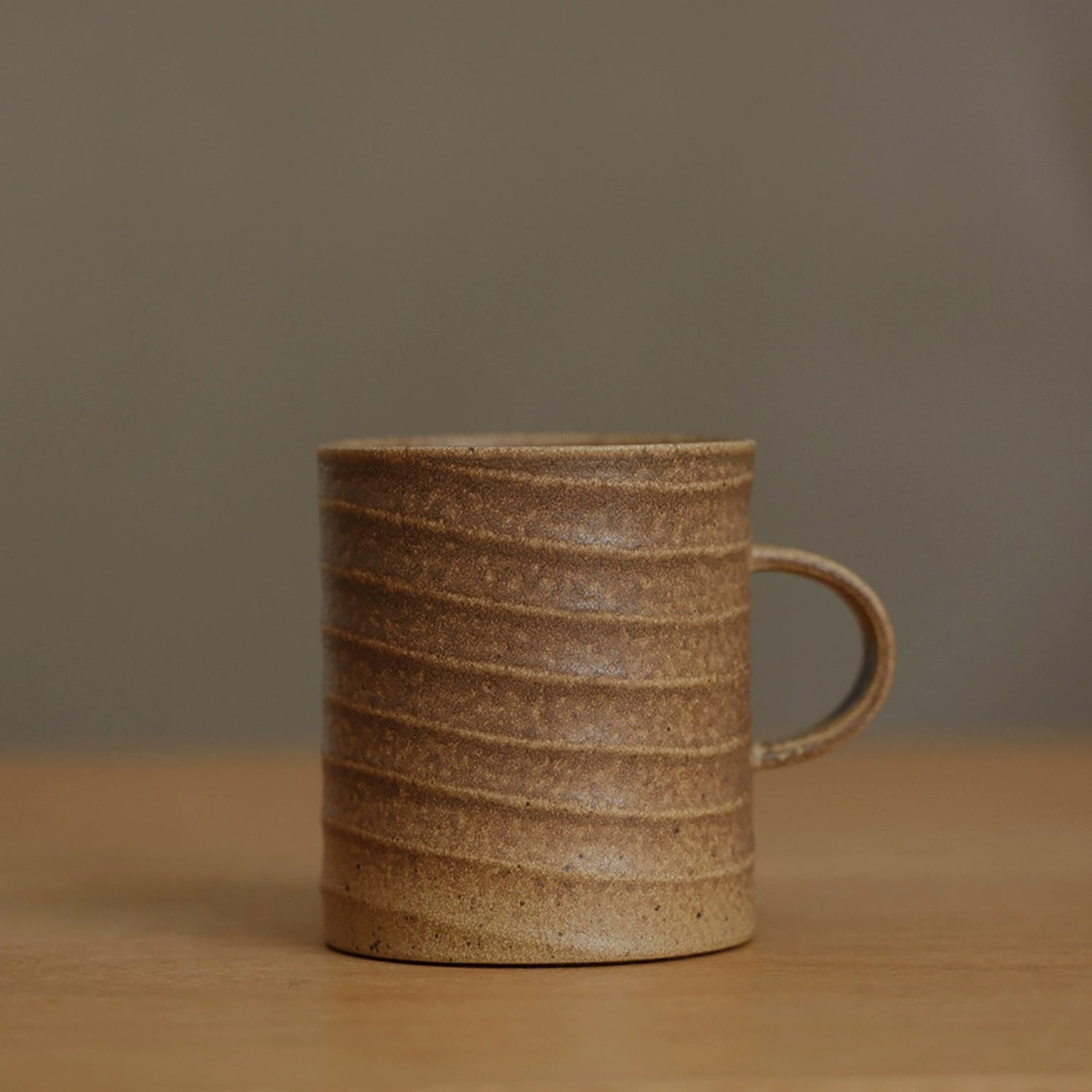 Mug en céramique émaillée effet four