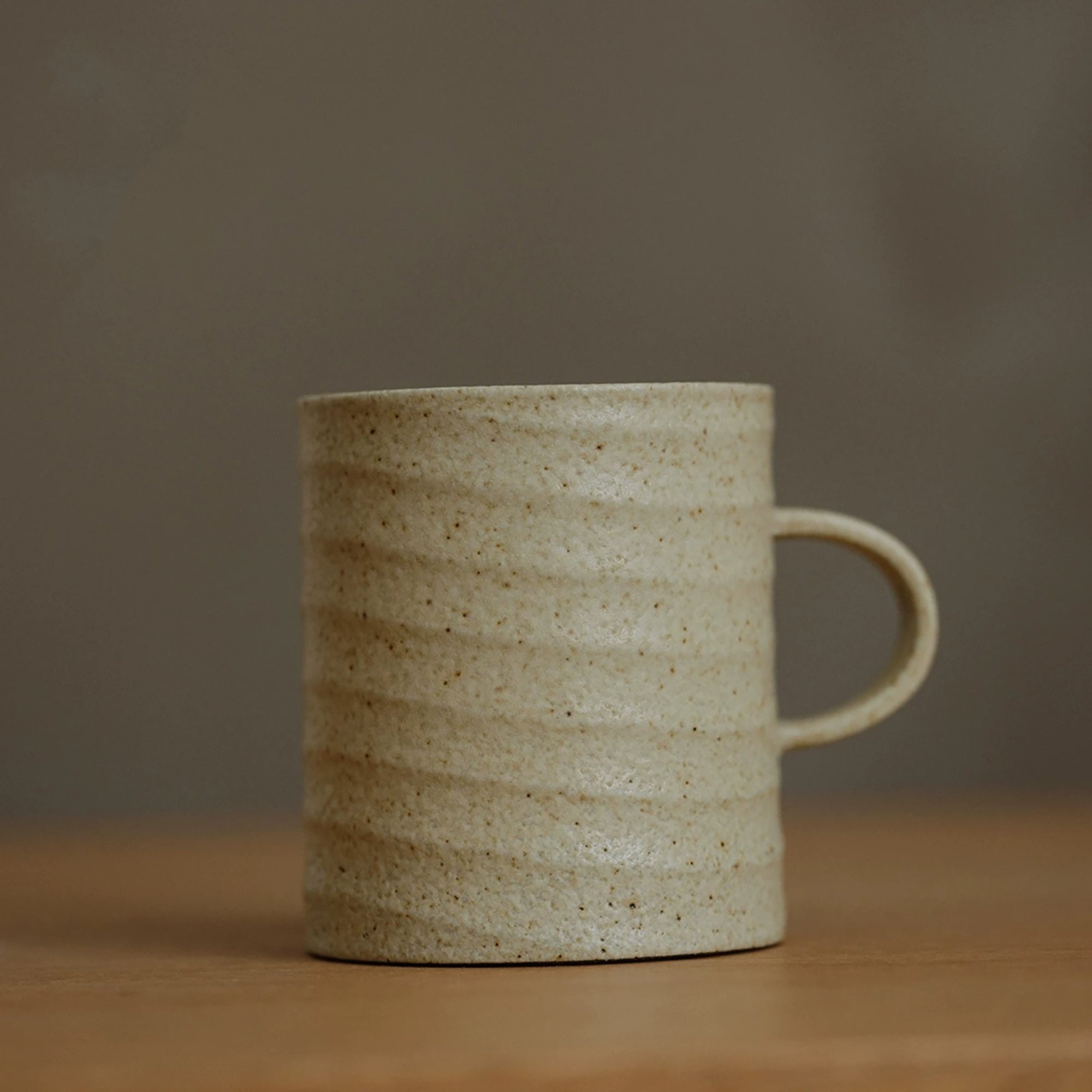 Mug en céramique émaillée effet four