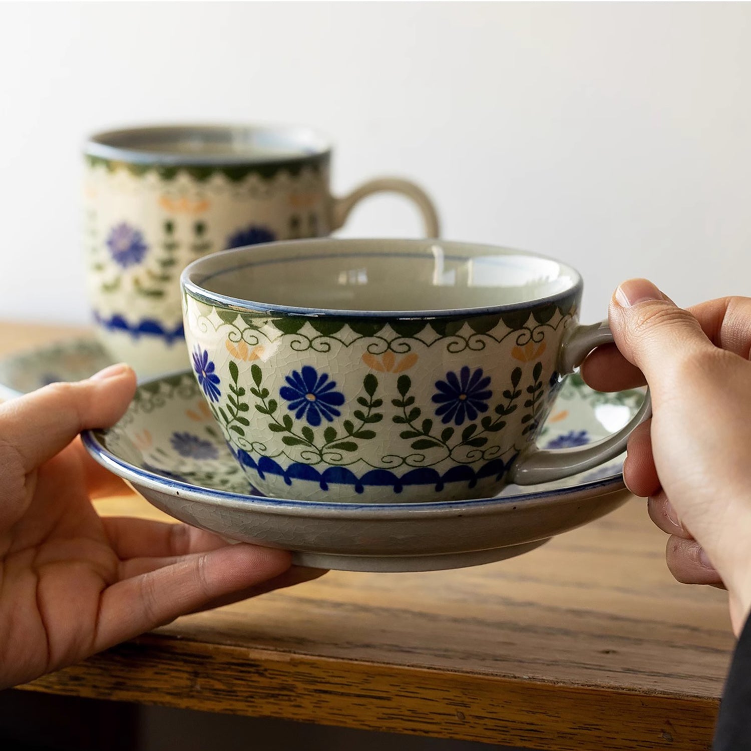 Mug en céramique de  Mino-yaki avec émaillé à craquelures style japonais