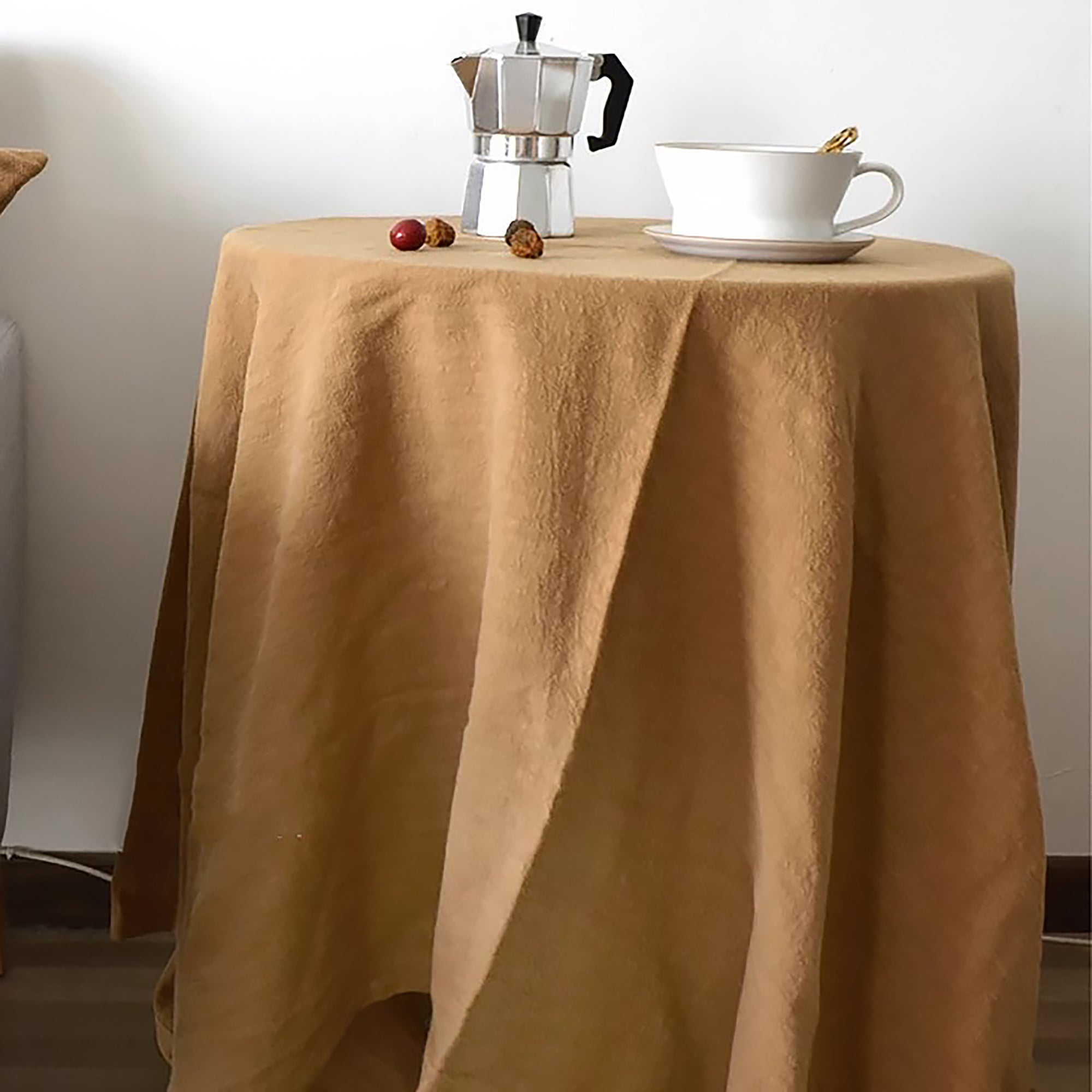 Tischdecke aus gewaschenem Leinen im japanischen Vintage-Stil