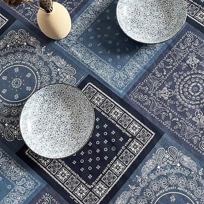 Nappe artisanale en coton et lin avec Motifs bleus ethniques chinois