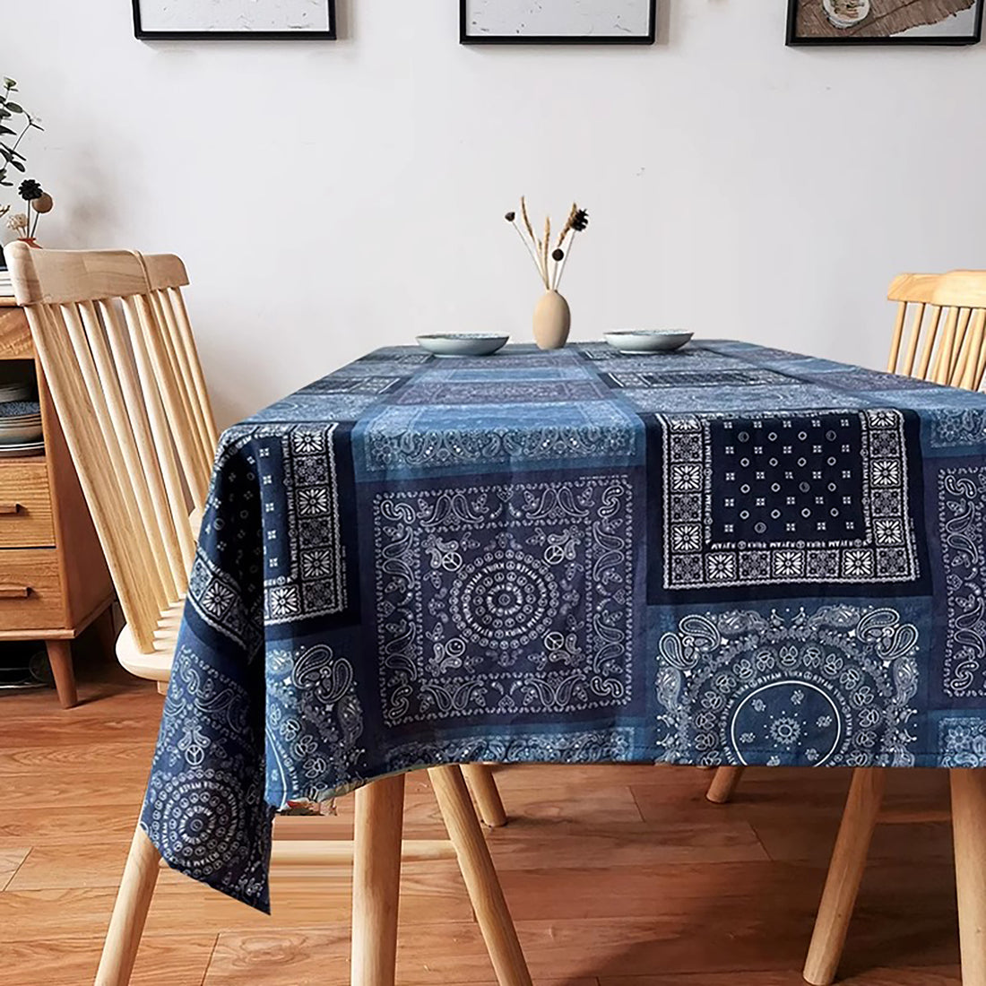 Nappe artisanale en coton et lin avec Motifs bleus ethniques chinois
