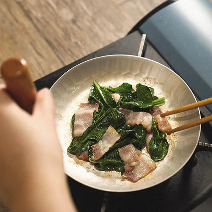 Poêle japonaise à manche vertical pour Oyakodon