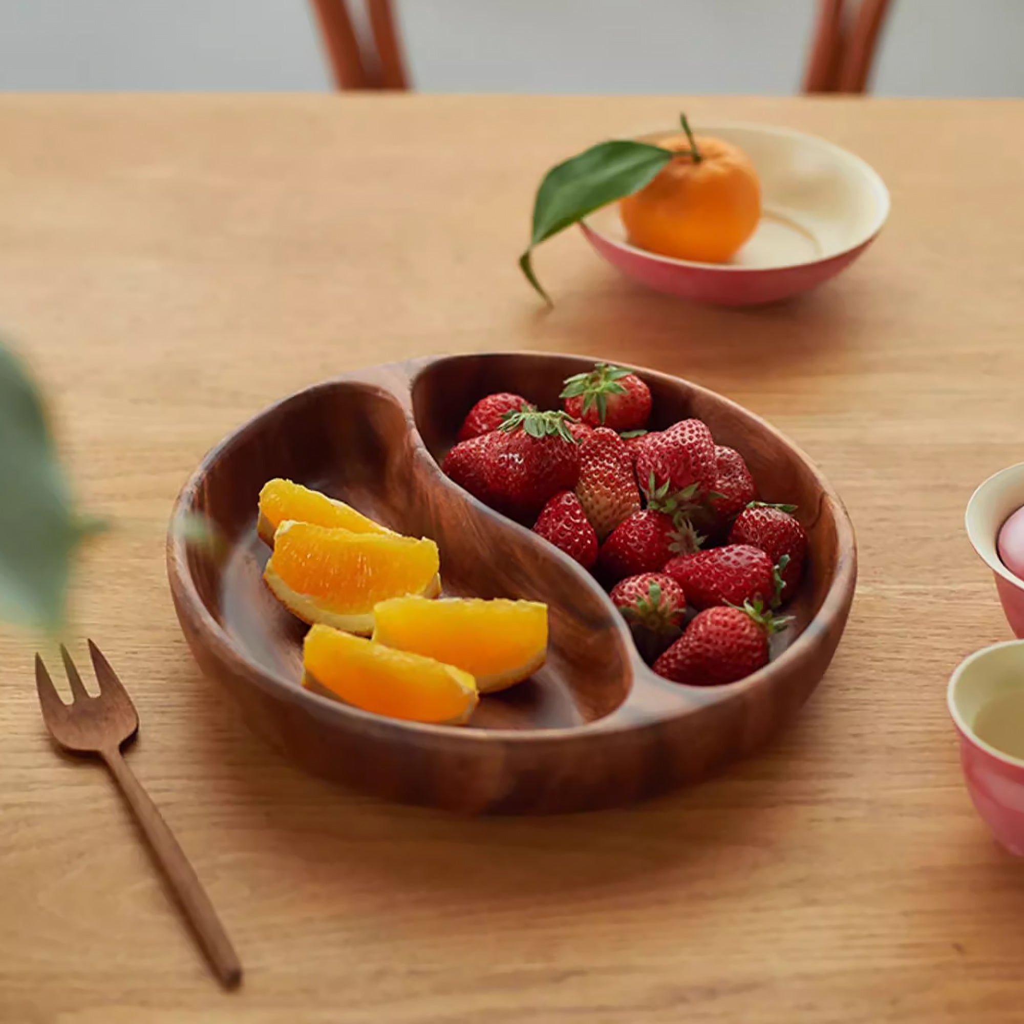 Assiette compartimentée en bois d’acacia