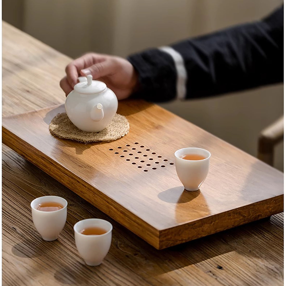 Plateau à thé minimaliste en bambou fait main