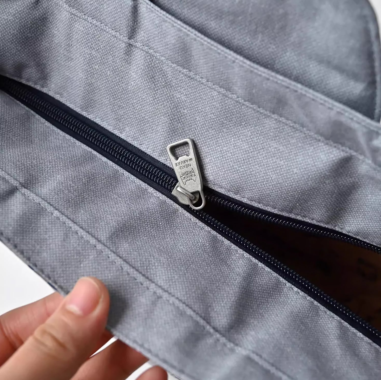 Sac à main chat Kusuguru avec poches intérieures