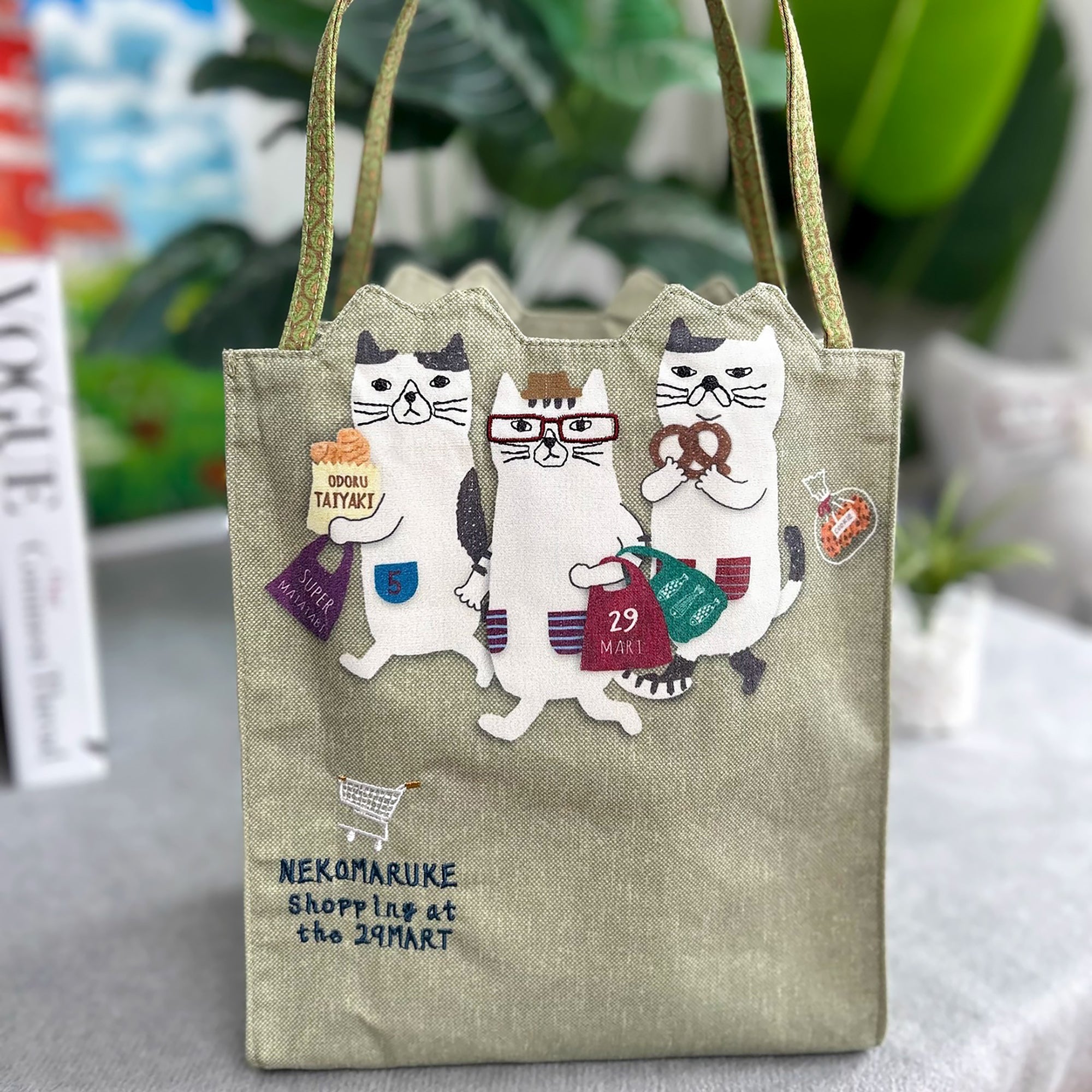Sac cabas Kusuguru avec chat brodé 