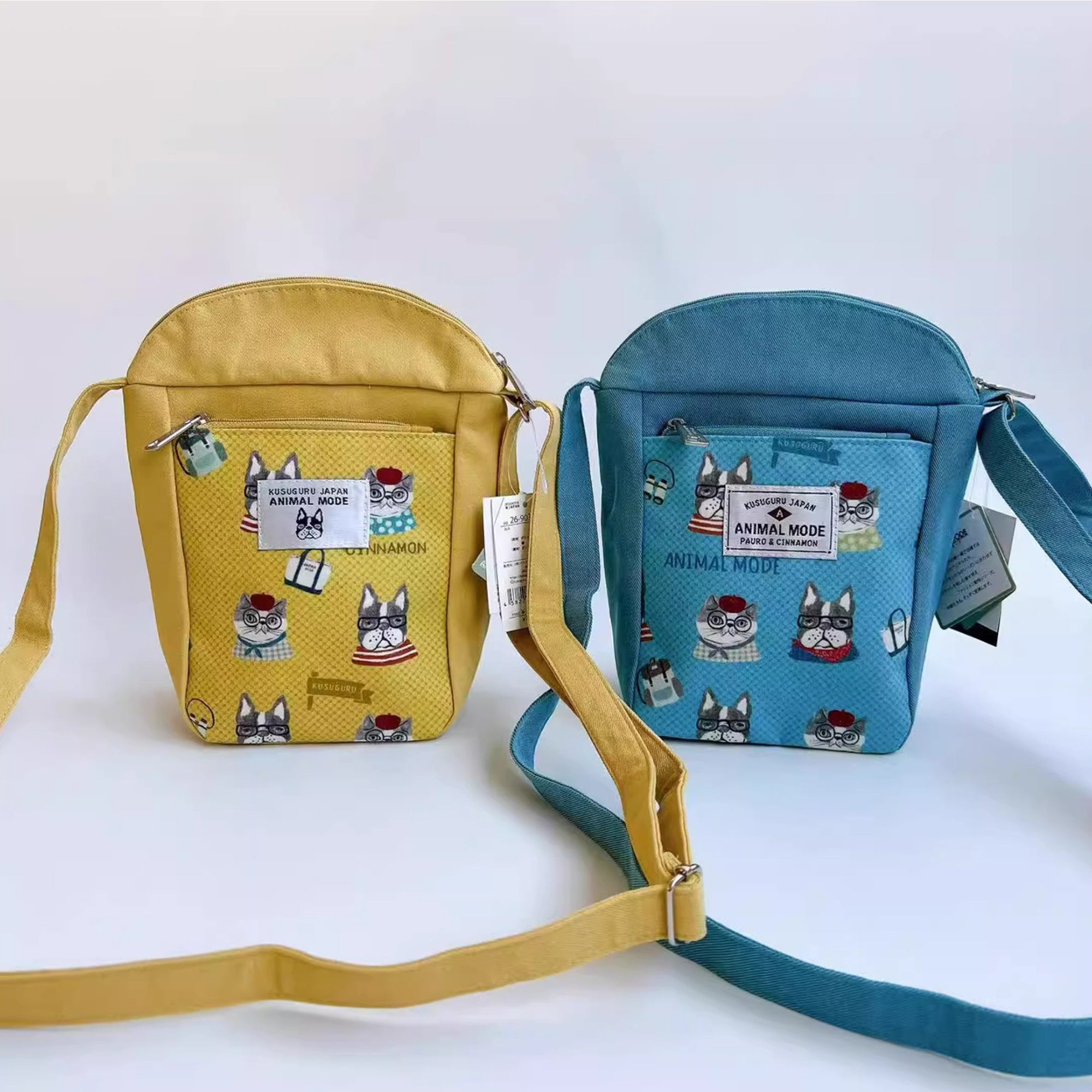 Sac bandoulière compact Kusuguru avec chat brodé
