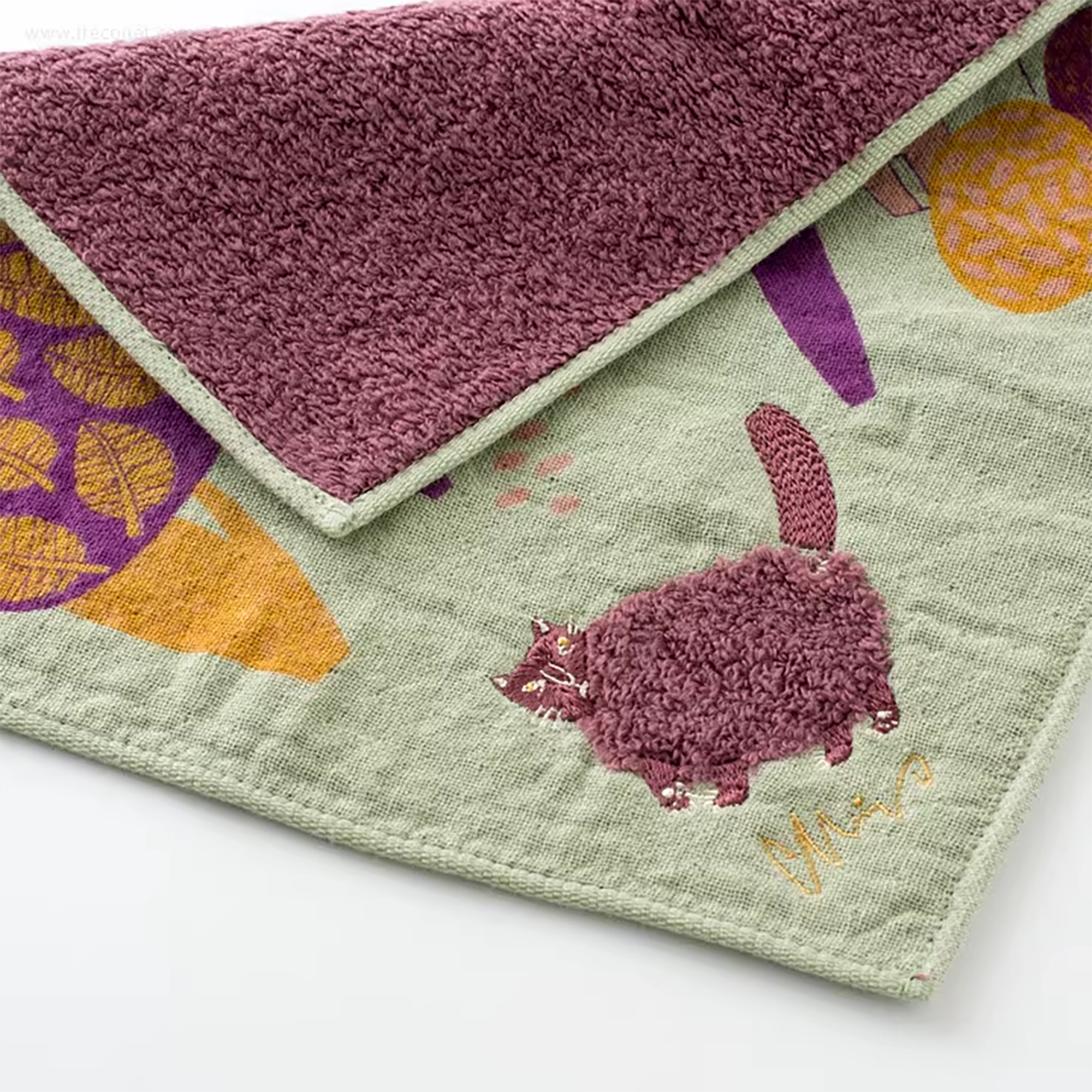 Serviette Morita MiW en coton avec broderie artistique
