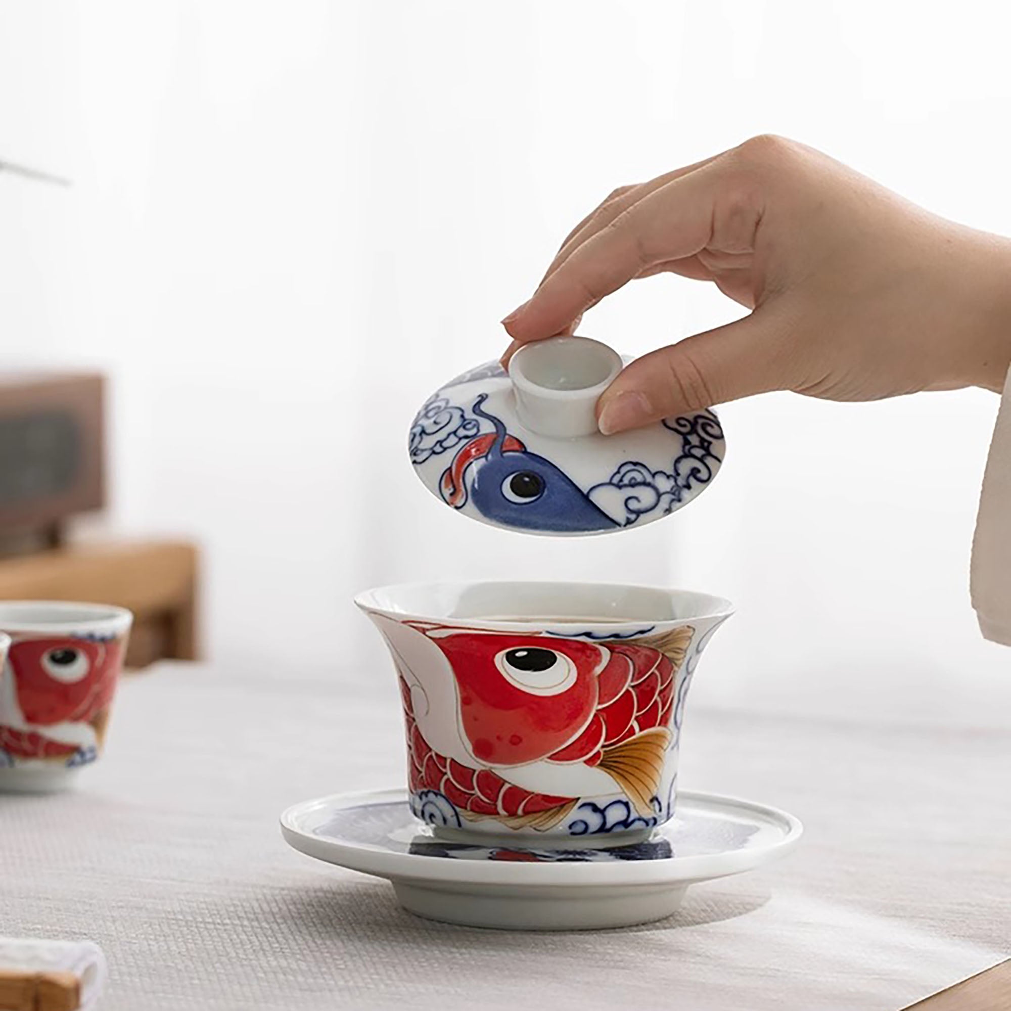 Ensemble de Gaiwan en céramique avec Motif bonheur dragon et poisson