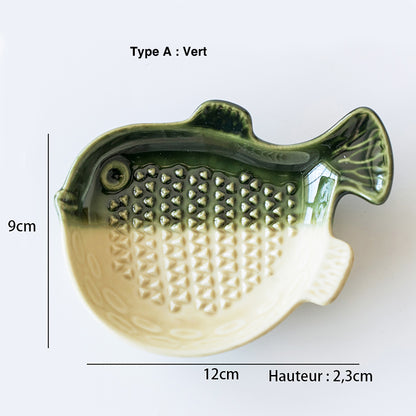 Fish-shaped mortar plate