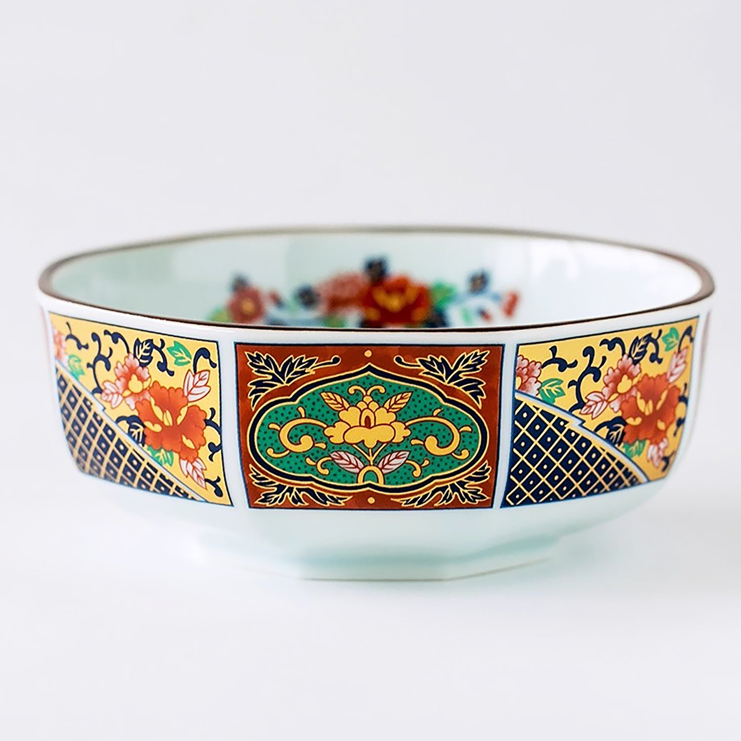 Bol octogonal Minoyaki avec motifs floraux teintés