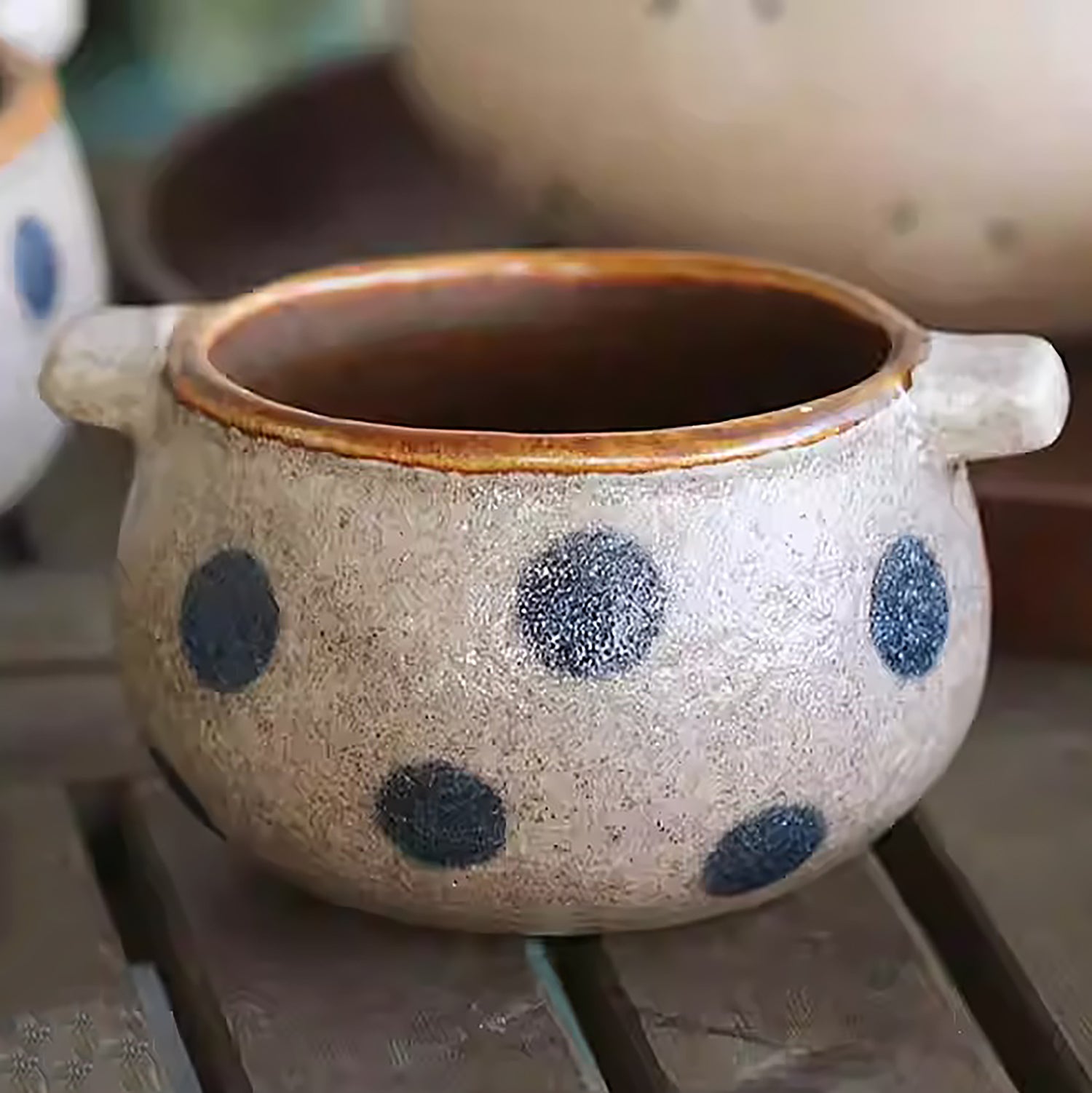 Bol à oreilles en céramique fait main style vintage à pois