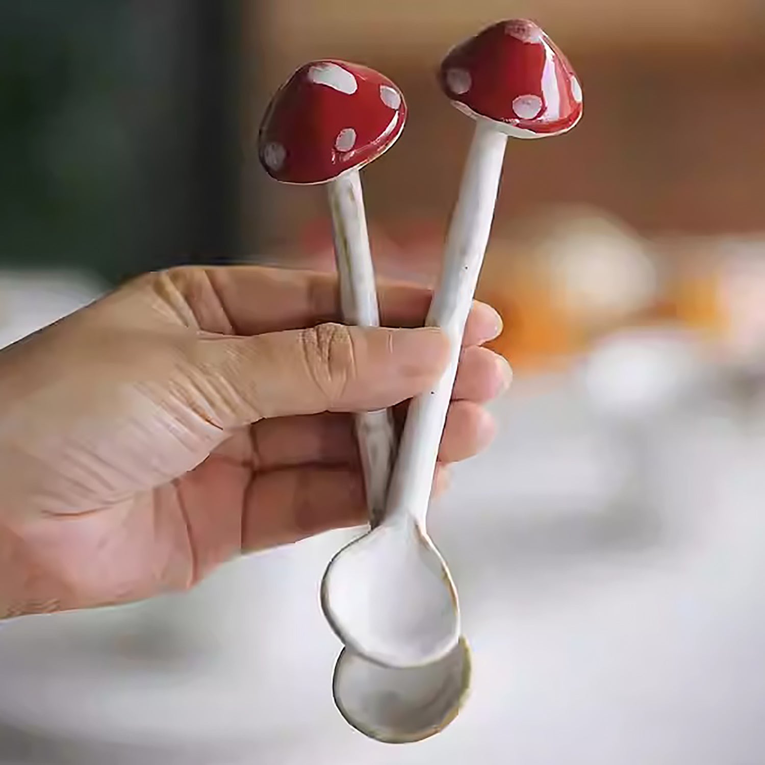 Mug en céramique fait main avec poignée champignon