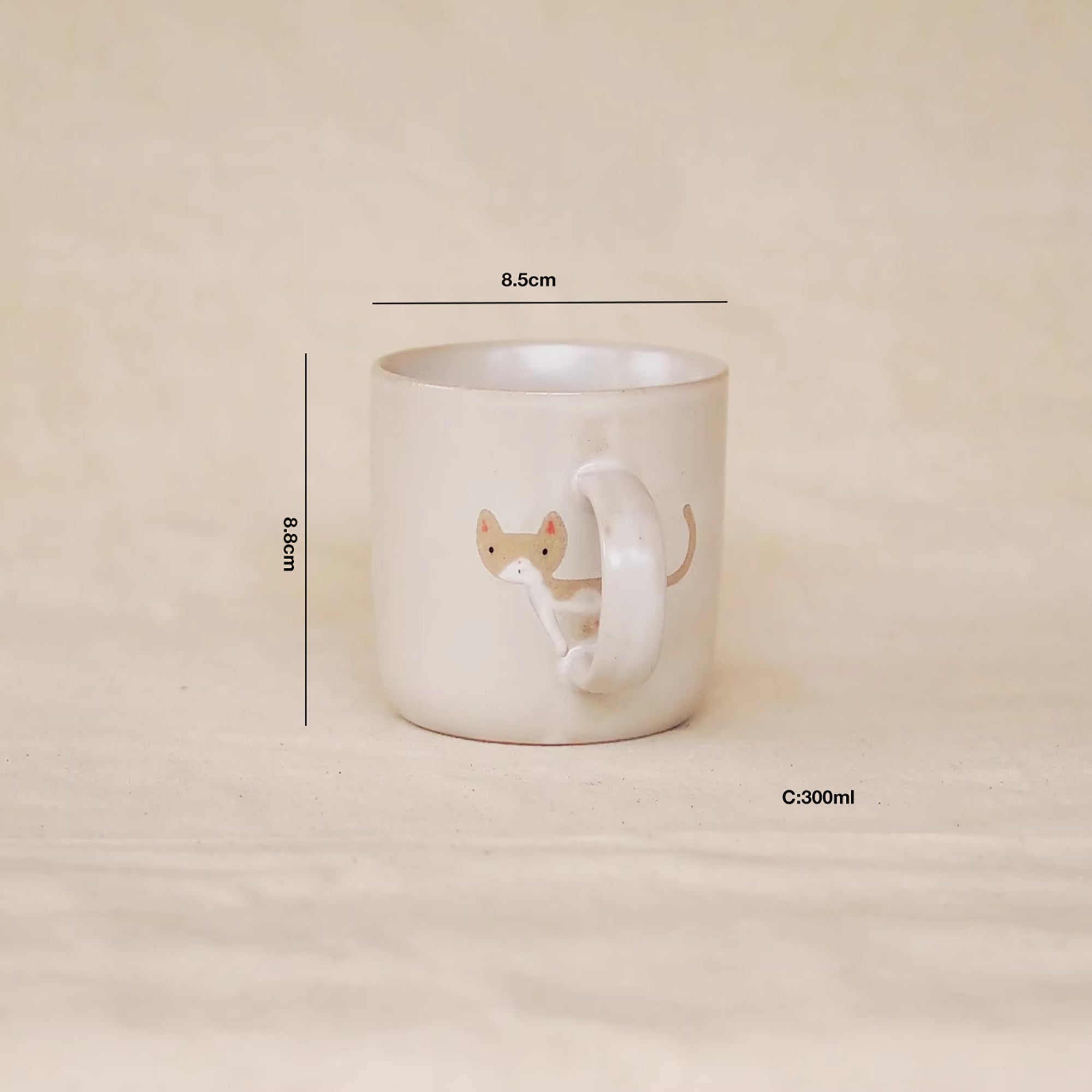 Mug en céramique fait à la main avec motif Petit Chat Espiègle