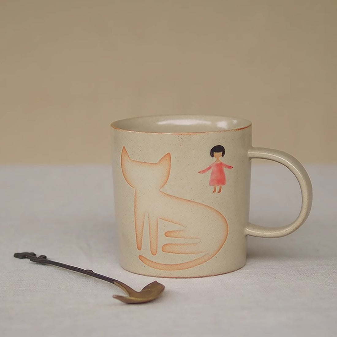 Mug en Céramique avec motif &quot;Jeux de Chat et Fille&quot;