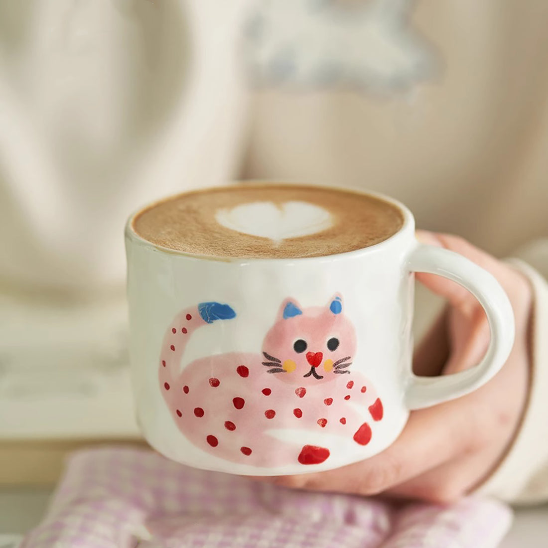 Mug en céramique fait à la main avec Design chat rose