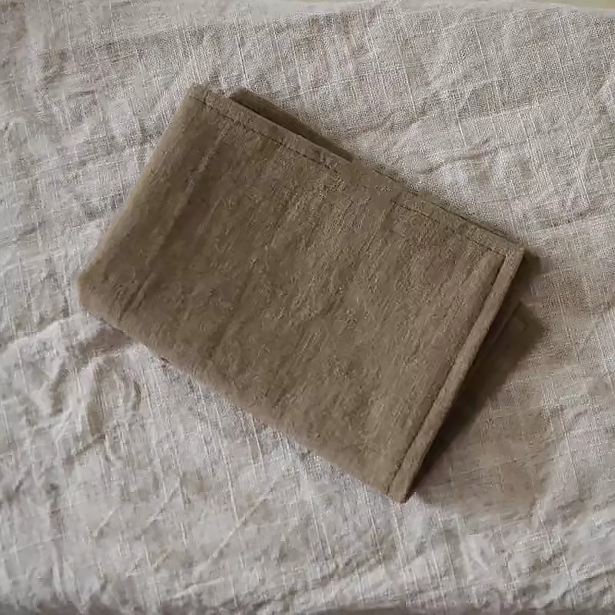 Tischdecke aus gewaschenem Leinen im japanischen Vintage-Stil