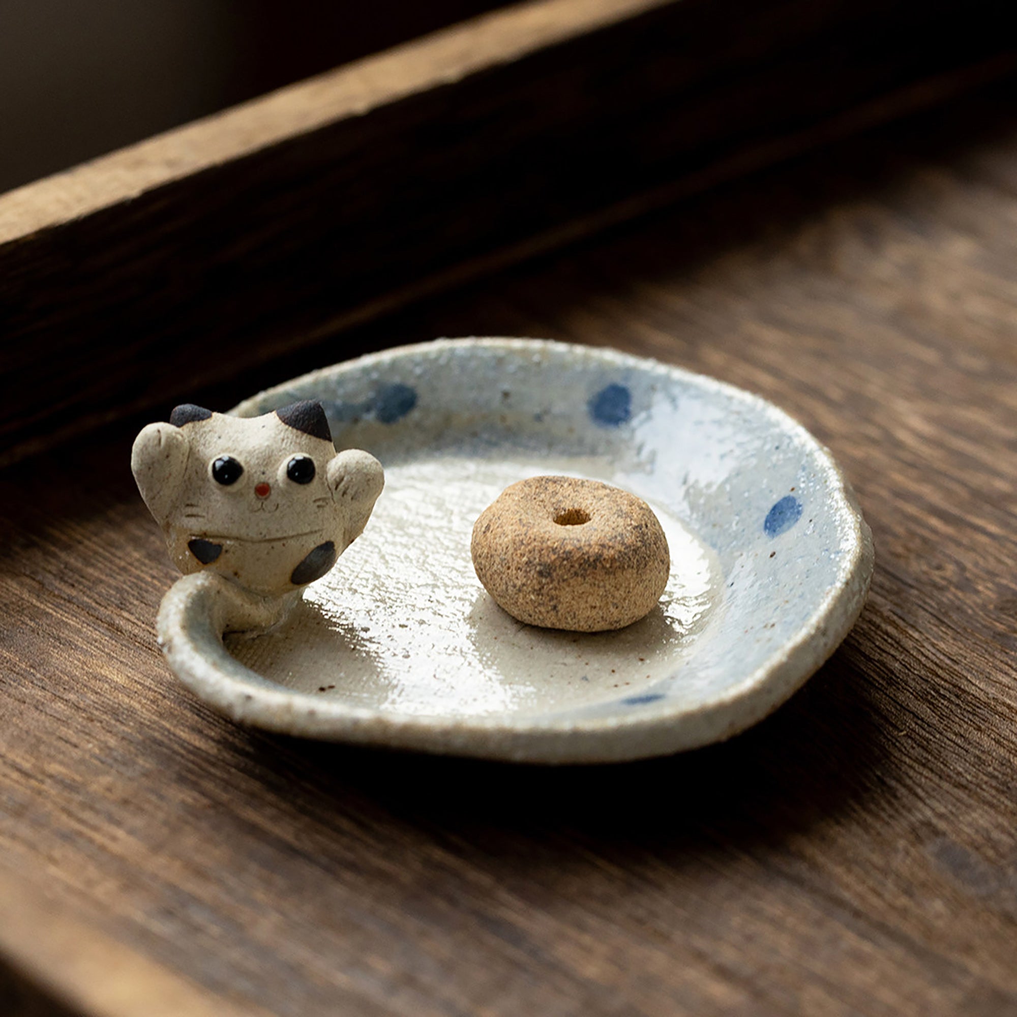 Porte-encens en céramique artisanale Setoyaki