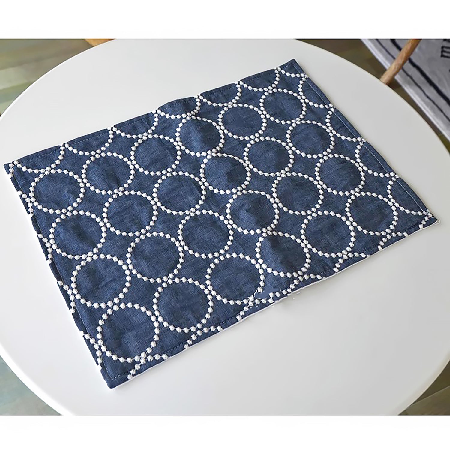 Serviette de table brodée en lin et coton lavé 