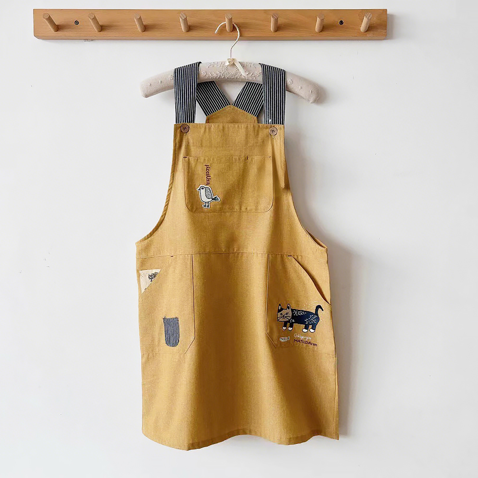 Tablier Kusuguru avec motif chat