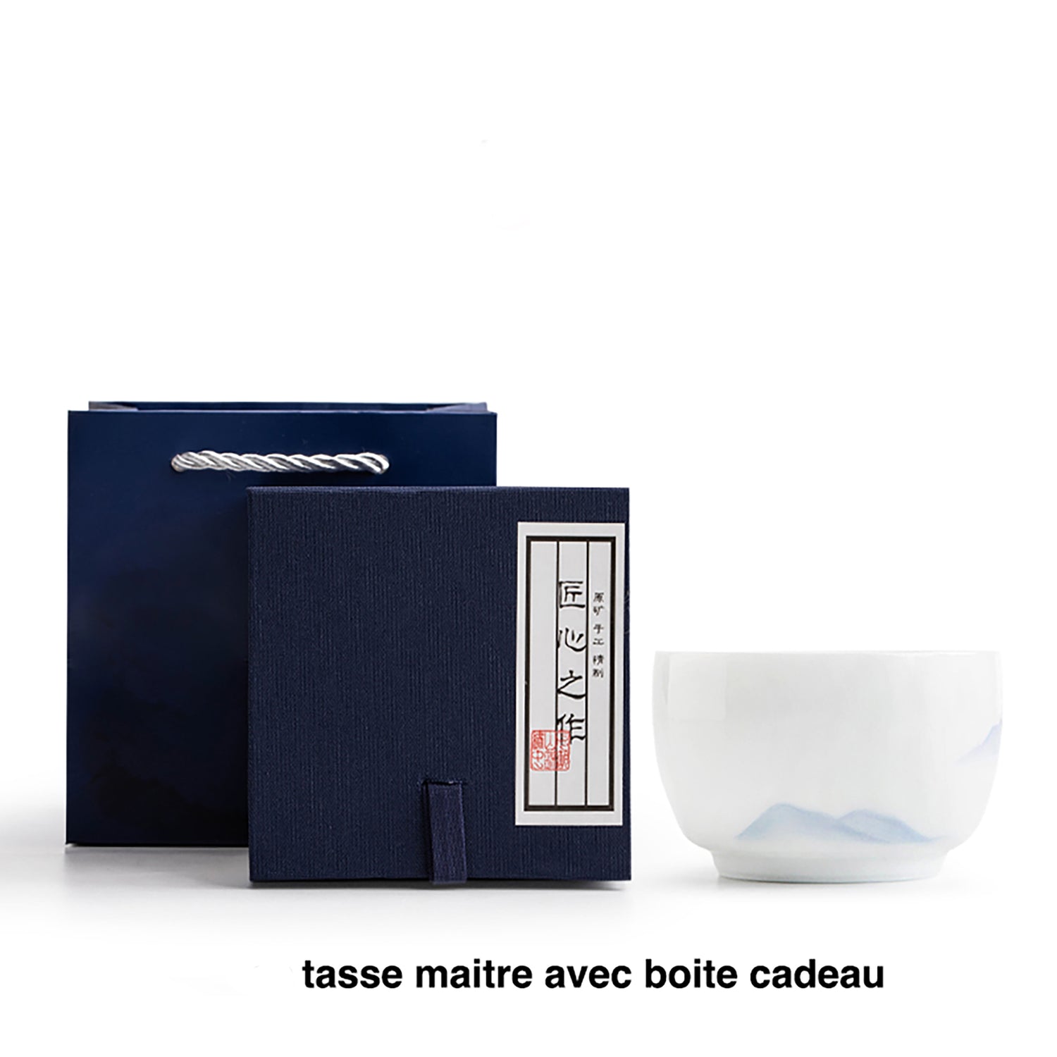 Tasse de maître en porcelaine avec motif de Montagne Lointaines