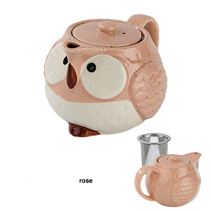 Théière et tasses avec un mignon design de hibou